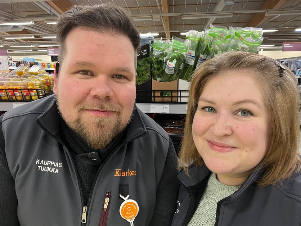 Soile ja Tuukka Tenhunen ovat K-Supermarket Vaajakosken uudet kauppiaat